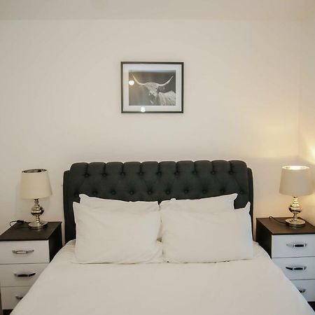 Executive 2 Bed Apartment London Exterior photo