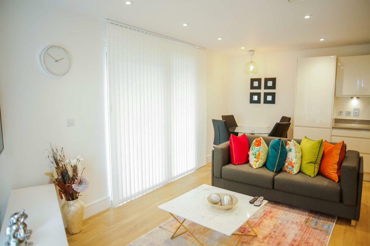 Executive 2 Bed Apartment London Exterior photo