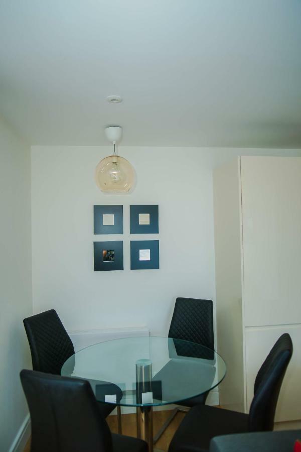 Executive 2 Bed Apartment London Exterior photo